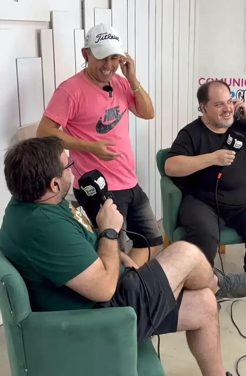Los tres conductores del programa